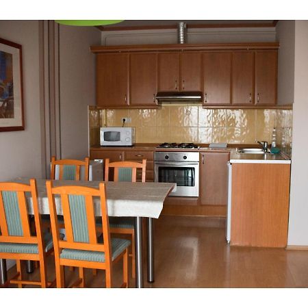 Sárvár Wolf Apartman101, Wolf Apartman 102酒店 外观 照片